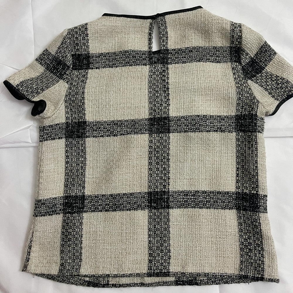 Zara Basic Top - Picture 3 of 4